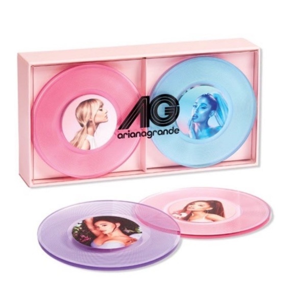 NEW 🎶 Ariana Grande Pink and Blue Accents - Picture 2 of 4